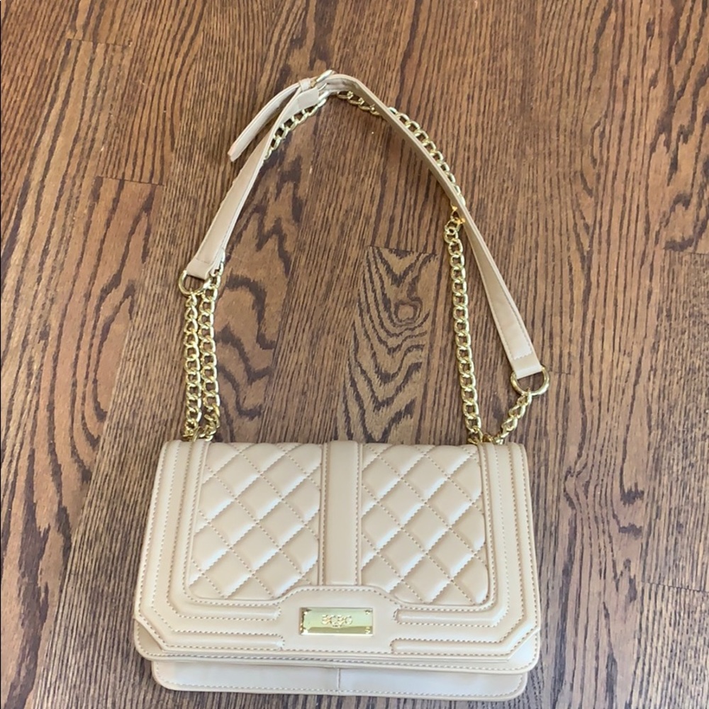 PERFECT BCBG shoulder bag!